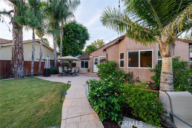 Detail Gallery Image 14 of 15 For 17726 Martha St., Encino,  CA 91316 - 3 Beds | 2 Baths