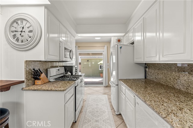 Detail Gallery Image 12 of 31 For 5930 Harvey Way, Lakewood,  CA 90713 - 2 Beds | 1 Baths