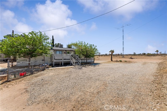 Detail Gallery Image 2 of 34 For 11231 Rochester Rd, Phelan,  CA 92371 - 4 Beds | 2 Baths