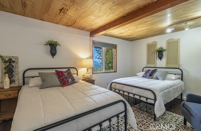 35853 Sierra Linda Drive, Wishon CA: https://media.crmls.org/medias/d903be9f-7d9a-42de-8e7f-a8a02a967d5d.jpg