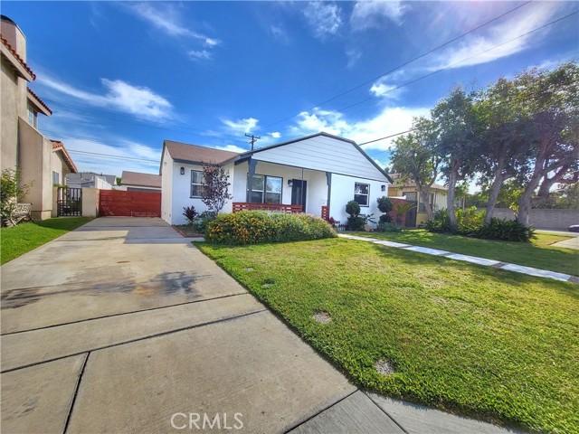 12724 Glenshire Road, Downey, California 90242, 3 Bedrooms Bedrooms, ,1 BathroomBathrooms,Single Family Residence,For Sale,Glenshire,RS25032171