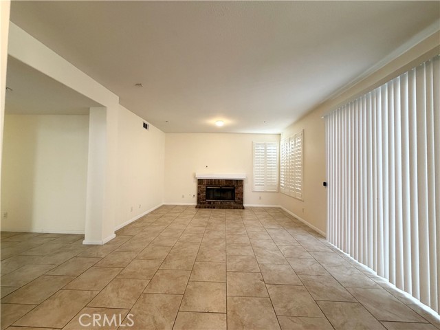 Detail Gallery Image 8 of 20 For 14112 Los Robles Ct, Rancho Cucamonga,  CA 91739 - 4 Beds | 3 Baths