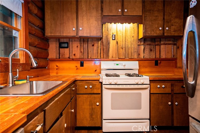 Detail Gallery Image 18 of 32 For 16 Barrett, Mt Baldy,  CA 91759 - 2 Beds | 1 Baths