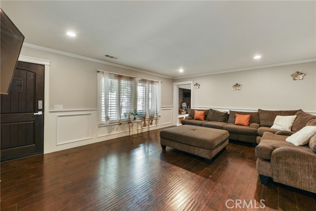 8963 Bold Ruler Lane, Jurupa Valley CA: https://media.crmls.org/medias/d9079542-e2f2-4093-bb7f-5a4bce1a4c8c.jpg