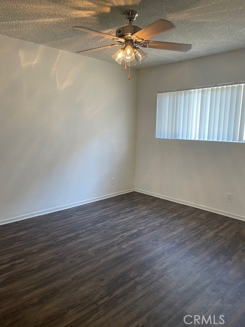 Detail Gallery Image 13 of 20 For 5167 Yarmouth Ave #4,  Encino,  CA 91316 - 2 Beds | 2 Baths