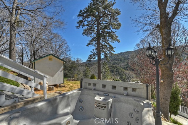 Detail Gallery Image 7 of 52 For 24755 Edelweiss Dr, Crestline,  CA 92325 - 2 Beds | 2/1 Baths