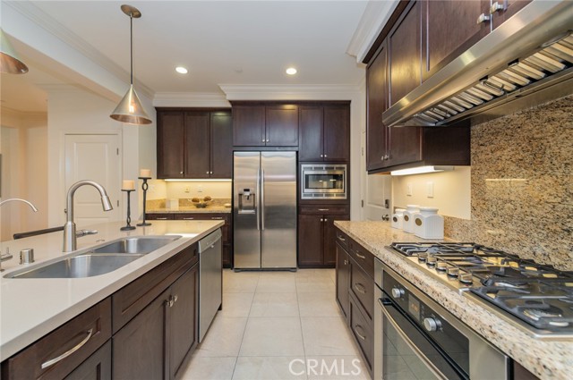 Detail Gallery Image 21 of 40 For 144 Velvet Flower, Irvine,  CA 92620 - 3 Beds | 3 Baths