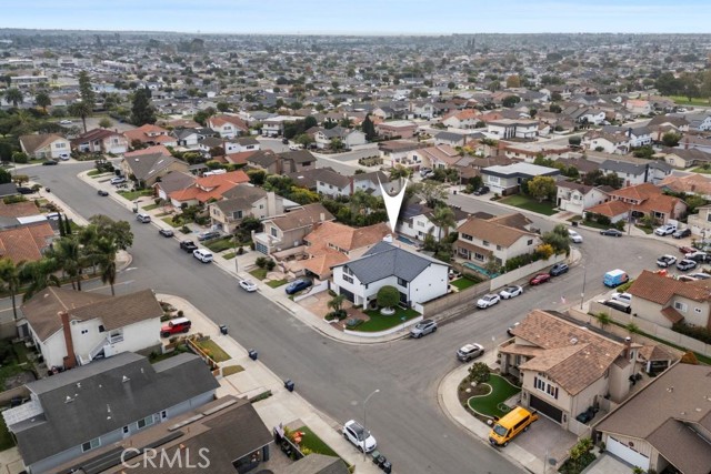 Detail Gallery Image 46 of 51 For 15631 Sunburst Ln, Huntington Beach,  CA 92647 - 5 Beds | 3/1 Baths