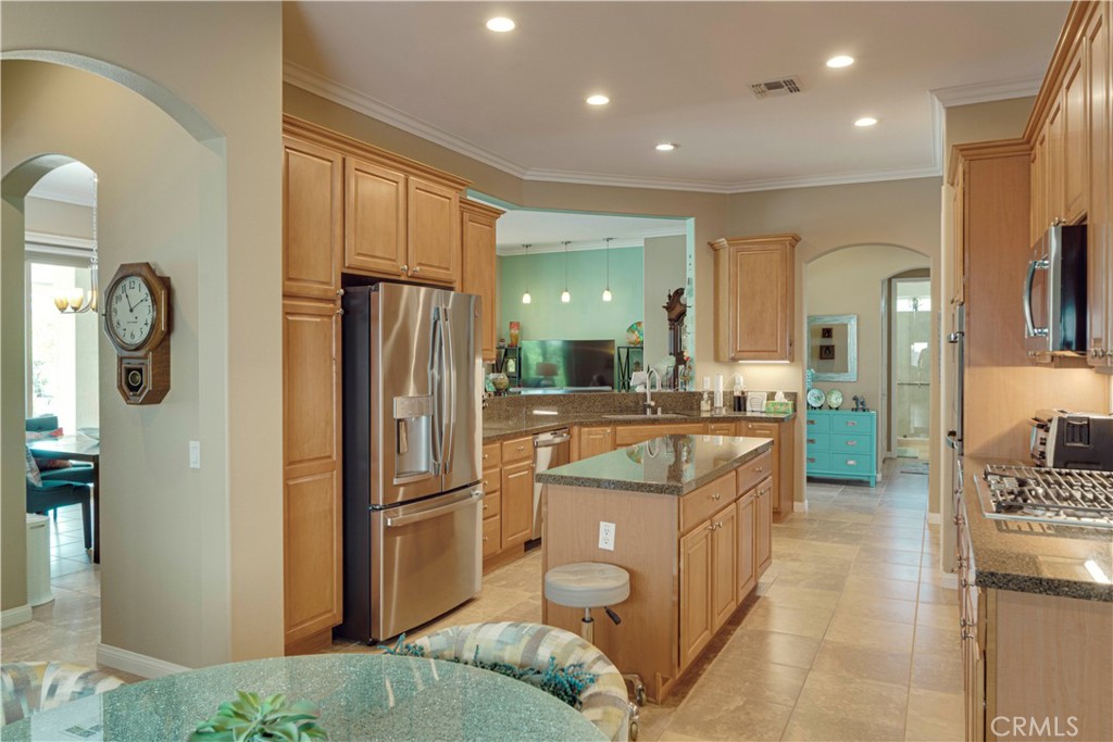 MLS #IV25215680 image #10