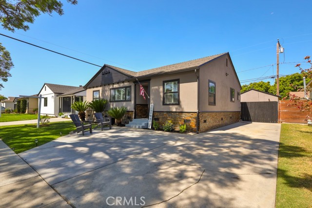 3753 Petaluma Ave, Long Beach, CA 90808