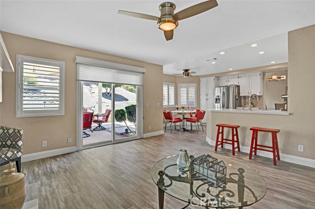 Detail Gallery Image 18 of 41 For 39309 via Monserate, Murrieta,  CA 92563 - 3 Beds | 2/1 Baths