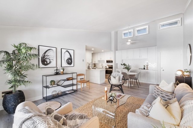 603 Prospect Avenue, Redondo Beach, California 90277, 2 Bedrooms Bedrooms, ,2 BathroomsBathrooms,Residential,Sold,Prospect,PW21250373