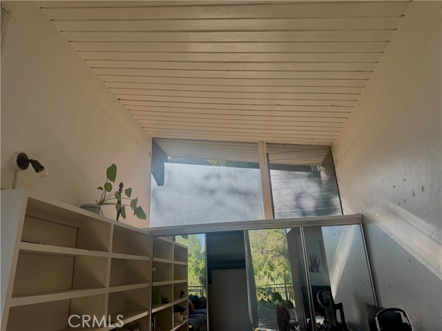 Detail Gallery Image 10 of 47 For 11551 Decente, Studio City,  CA 91604 - 2 Beds | 2 Baths