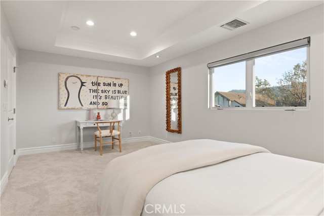 2567 Oakshore Drive, Westlake Village CA: https://media.crmls.org/medias/d90f875f-93d5-4171-9e0d-6e15fdb3b0c8.jpg