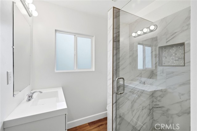 Detail Gallery Image 44 of 59 For 21511 Bassett St. & 6903 Alabama Ave., Canoga Park,  CA 91303 - 5 Beds | 4 Baths