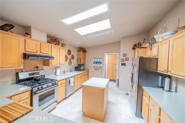 Detail Gallery Image 14 of 52 For 22241 Nisqually Rd #71,  Apple Valley,  CA 92308 - 3 Beds | 2 Baths