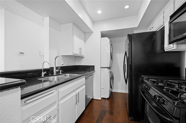 Detail Gallery Image 11 of 24 For 460 Oak St #318,  Glendale,  CA 91204 - 1 Beds | 1 Baths