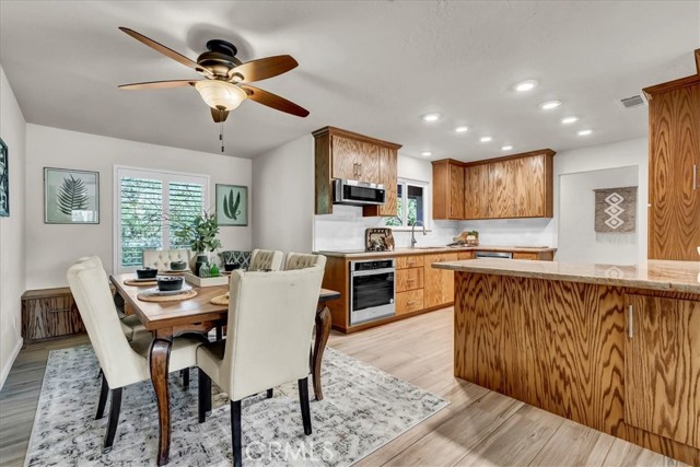 1328 S Cotta Street, Visalia CA: https://media.crmls.org/medias/d9116f39-359f-4cf6-a2f3-ab75d0bbf28c.jpg