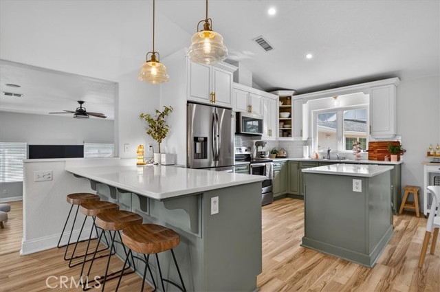 Detail Gallery Image 15 of 75 For 35073 Auberry, Auberry,  CA 93602 - 5 Beds | 3 Baths