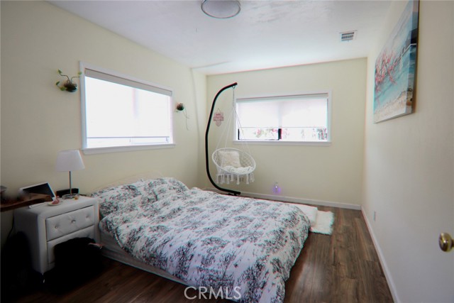 https://media.crmls.org/medias/d9124490-5054-4709-a2ab-1490db3d9007.jpg