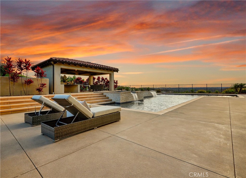 8461 Hinterland Drive - photo 4