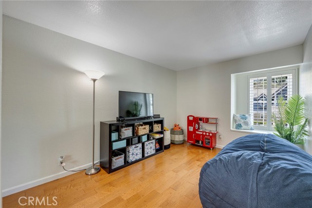 Detail Gallery Image 27 of 37 For 6060 East Summit Court, Anaheim Hills,  CA 92807 - 3 Beds | 2/1 Baths