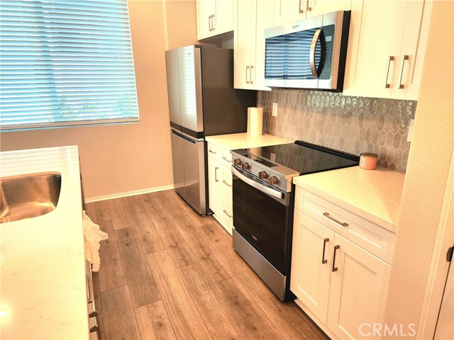 Detail Gallery Image 15 of 37 For 1111 Tropic Ct, Redlands,  CA 92374 - 3 Beds | 2/1 Baths