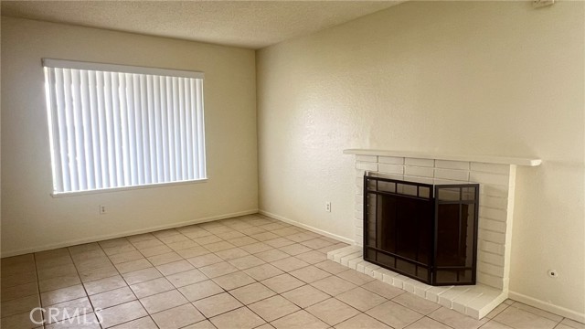 1908 E Mulberry Street, Ontario CA: https://media.crmls.org/medias/d91625e0-ab4b-47d4-9203-5d02c5ef2a74.jpg