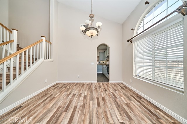 Detail Gallery Image 10 of 54 For 13010 Banning, Victorville,  CA 92392 - 5 Beds | 3 Baths