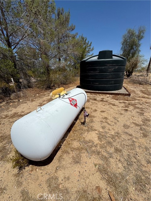 4530 W Ridgecrest Blvd, Ridgecrest CA: https://media.crmls.org/medias/d917e520-45c8-4fda-974e-ef5255feac02.jpg