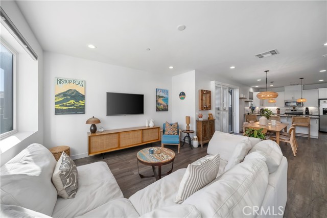 Detail Gallery Image 7 of 56 For 1459 Noveno Ave, San Luis Obispo,  CA 93401 - 3 Beds | 2/1 Baths