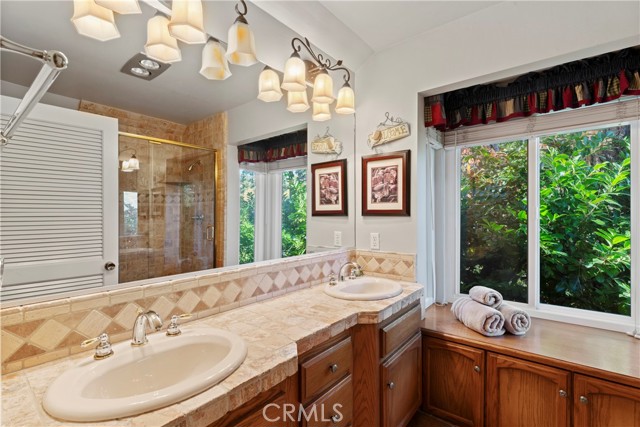 Detail Gallery Image 27 of 62 For 27772 Hamiltair Dr, Lake Arrowhead,  CA 92352 - 5 Beds | 5 Baths