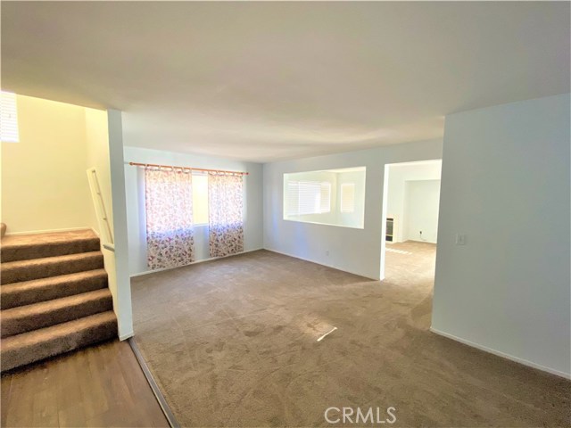 Detail Gallery Image 20 of 43 For 934 Primrose Ln, Corona,  CA 92878 - 4 Beds | 2/1 Baths