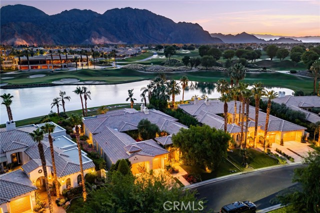 56102 Baltusrol, La Quinta CA: https://media.crmls.org/medias/d91a98b6-304c-424e-95ff-30d6d45c3598.jpg
