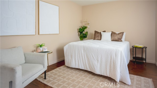Detail Gallery Image 4 of 10 For 1345 Cabrillo Park Dr #B14,  Santa Ana,  CA 92701 - 1 Beds | 1 Baths