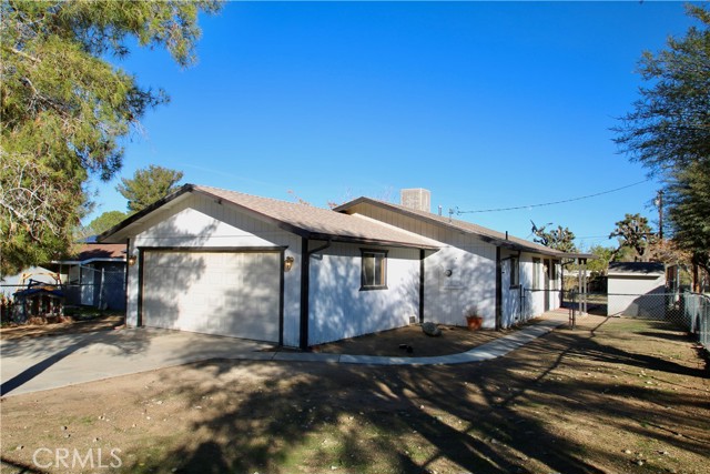 Detail Gallery Image 7 of 9 For 7775 Hopi, Yucca Valley,  CA 92284 - 2 Beds | 1 Baths