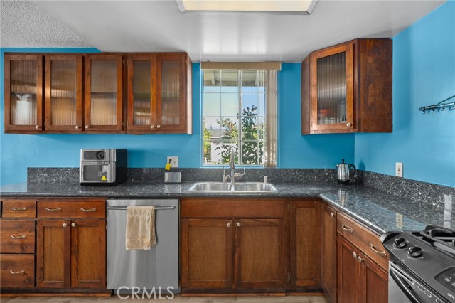 Detail Gallery Image 11 of 39 For 13424 Morgan St, Baldwin Park,  CA 91706 - 3 Beds | 2 Baths