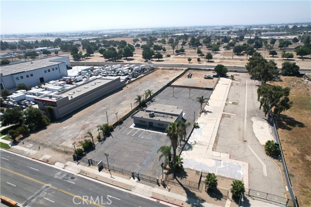 958 E Holt Boulevard, Ontario, California 91761, ,Commercial Lease,For Rent,958 E Holt Boulevard,CREV24180310