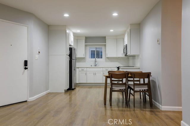 Front Image Thumbnail for CRPW26187406