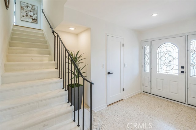 23509 Community Street, West Hills CA: https://media.crmls.org/medias/d920dac0-c7f4-4e9b-9f23-07194512191d.jpg