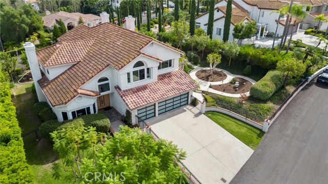 348 S Royal Ridge Dr, Anaheim Hills, CA 92807