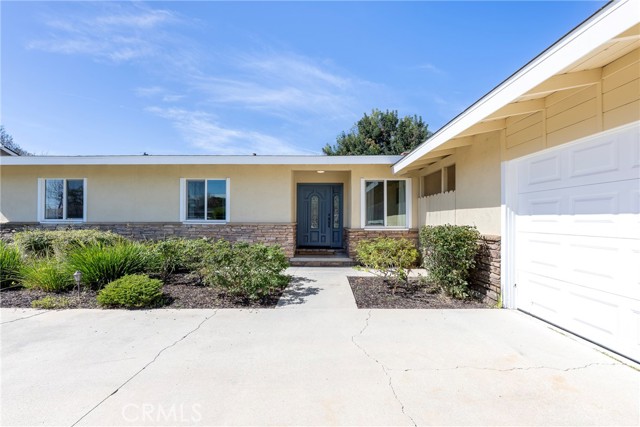 Detail Gallery Image 3 of 48 For 13311 Fairmont, Santa Ana,  CA 92705 - 3 Beds | 2 Baths