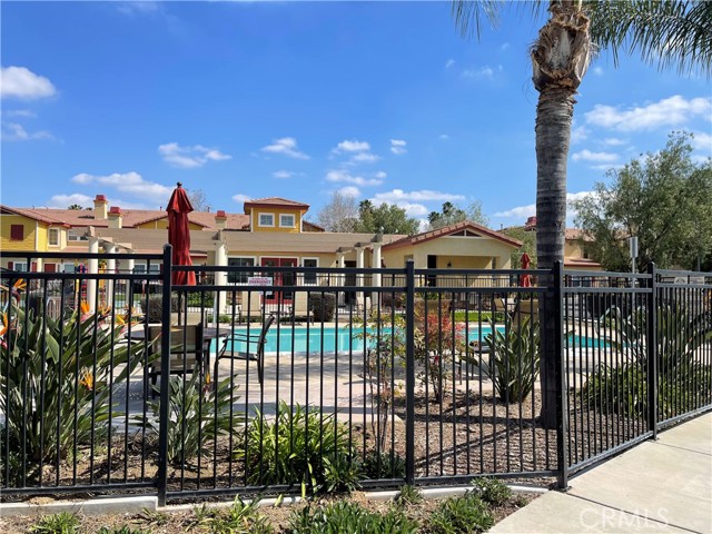 Detail Gallery Image 5 of 22 For 1510 Orange Ave #504,  Redlands,  CA 92373 - 2 Beds | 2/1 Baths