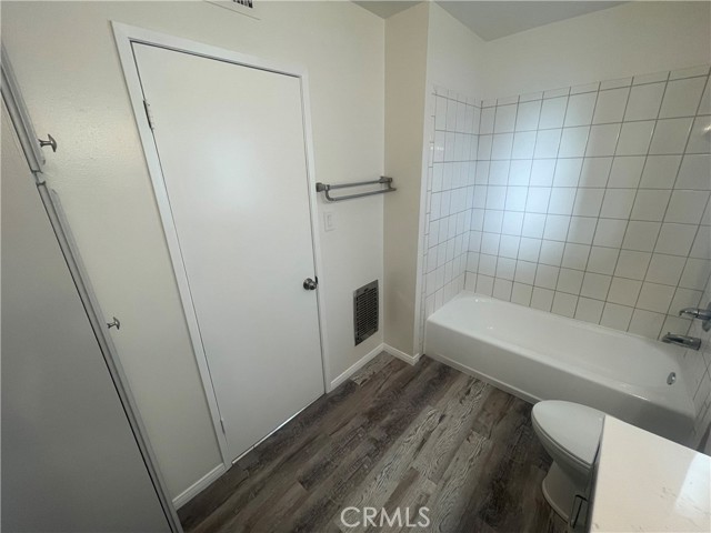 Detail Gallery Image 19 of 25 For 255 W 11th St #255,  Claremont,  CA 91711 - 2 Beds | 1/1 Baths