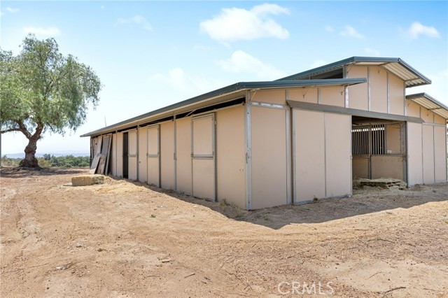 41605 De Portola Road, Temecula CA: https://media.crmls.org/medias/d923a82d-f429-41bf-a3cb-90cbb25200ea.jpg