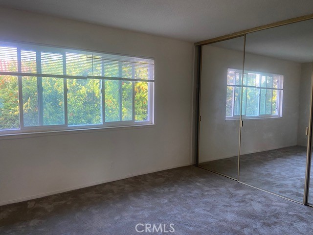 https://media.crmls.org/medias/d923fc39-1af2-402b-868b-c3b6f746b6fa.jpg?preset=X-Large