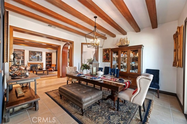 16850 Nandina Avenue, Riverside CA: https://media.crmls.org/medias/d9247be5-0048-4aaa-93f3-74d0e4b53906.jpg