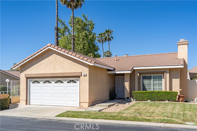 Detail Gallery Image 2 of 32 For 591 Autumn Way, Banning,  CA 92220 - 2 Beds | 2 Baths