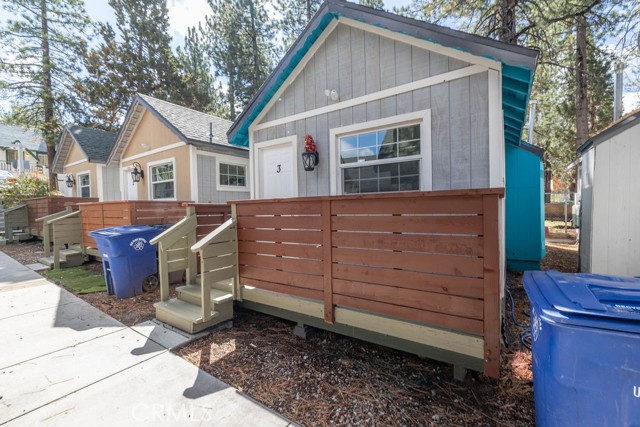 528 Cottage Lane, Big Bear Lake CA: https://media.crmls.org/medias/d924f867-1ea3-4043-bb32-ac04f205ce4a.jpg