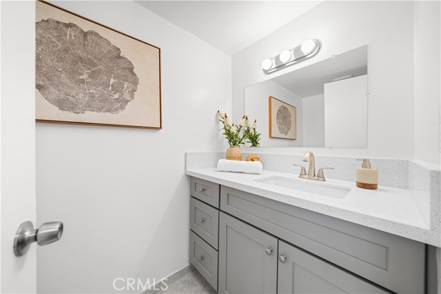 Detail Gallery Image 9 of 19 For 313 S Almansor St #9,  Alhambra,  CA 91801 - 2 Beds | 1/1 Baths